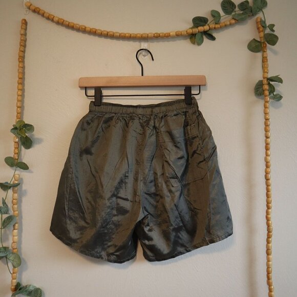 Zyng Green Shiny Lined High Waist Workout Athletic Shorts Size XS - Picture 5 of 7